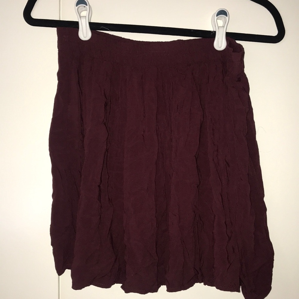 BRANDY MELVILLE BURGUNDY SKIRT